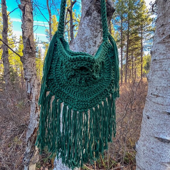 Handmade crochet fringe purse, brand new! - Picture 4 of 4